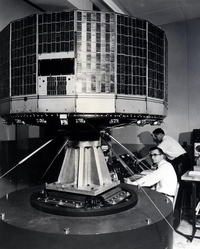 Tiros-1 القمر الصناعي الأول للطقس