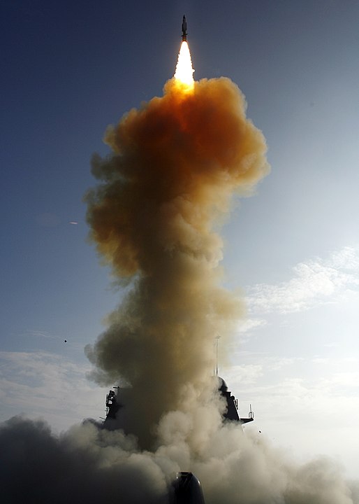טיל SM-3 ששוגר ב-2008 מספינת חיל הים האמריקני – והשמיד לוויין תקשורת אמריקני. קרדיט: חיל הים האמריקני