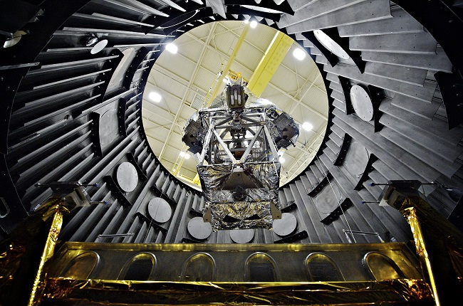 טלסקופ החלל ג'יימס ווב שישוגר בסוף 2018 | NASA/Chris Gunn