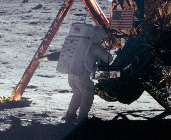 התמונה היחידה של ניל ארמסטרונג על הירח | צילום: NASA