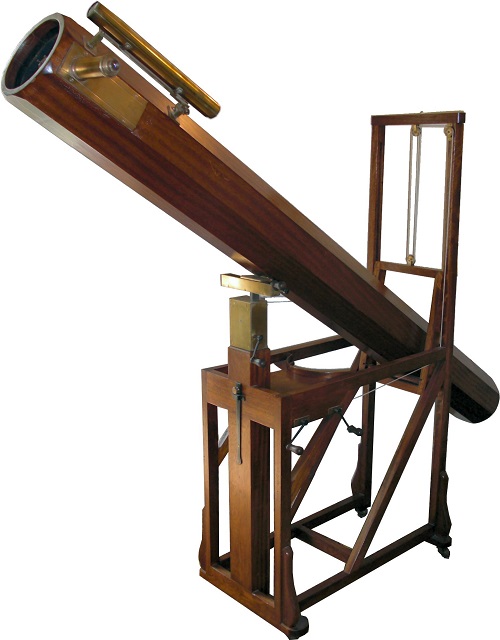העתק של הטלסקופ של הרשל, המוצב במוזיאון הרשל בבאת'. בטלסקופ זה גילה הרשל את כוכב הלכת השביעי