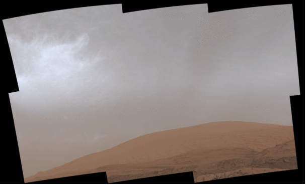 גיף שמראה את תנועת העננים מעל הר שארפ. קרדיט: NASA/JPL-Caltech/MSSS