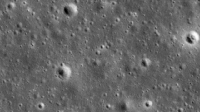 קרקע הירח לפני התרסקות החללית בראשית