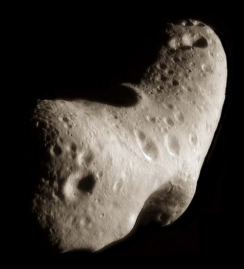 כך נראה 433 Eros. לאחרים, כך נראים 1,750,000,000,000,000,000 שקלים | צילום: NASA/JPL/JHUAPL כך נראה 433 Eros. לאחרים, כך נראים 1,750,000,000,000,000,000 שקלים