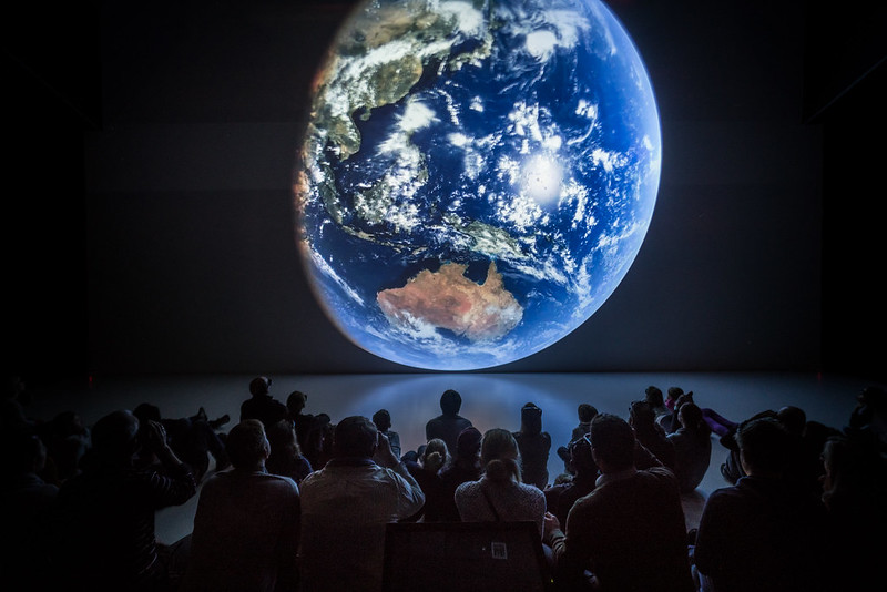 בואו לכנס החלל מבלי לצאת מהבית. קרדיט: Ars Electronica / Robert Bauernhansl via Flickr בואו לכנס החלל מבלי לצאת מהבית. קרדיט: Ars Electronica / Robert Bauernhansl via Flickr