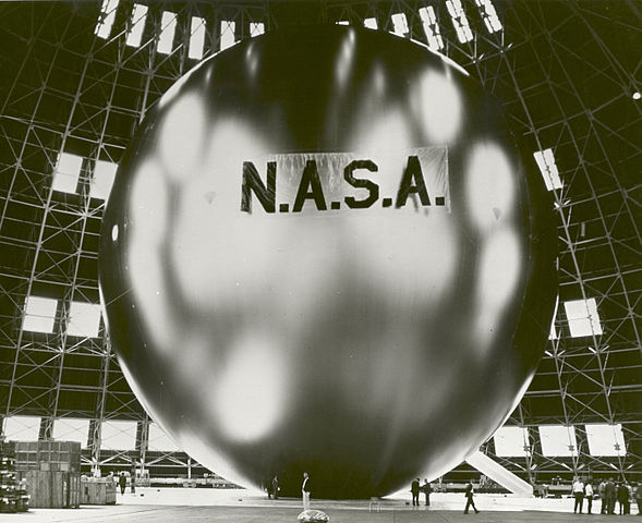 פרויקט אקו היה אחד מניסויי התקשורת בחלל הראשונים, ששוגר ב-1960 ו-1964 | NASA