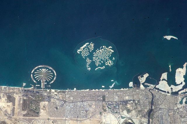 דובאי והאיים המלאכותיים ממבט הלוויין | NASA
