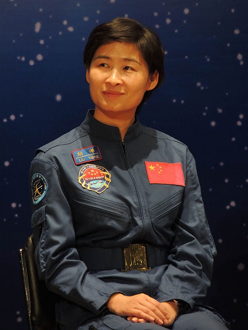 ליו יאנג הטייקונאוטית הראשונה – בטוח שאין לה אקזמה ברגליים | צילום: Tksteven