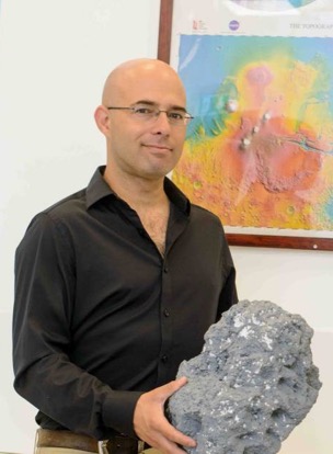 ד ד