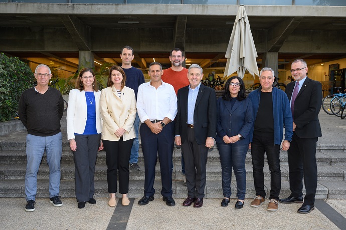 Nasa Executive delegation meets with the ULTRASAT team at the Weizmann Institute of Science, January 2023