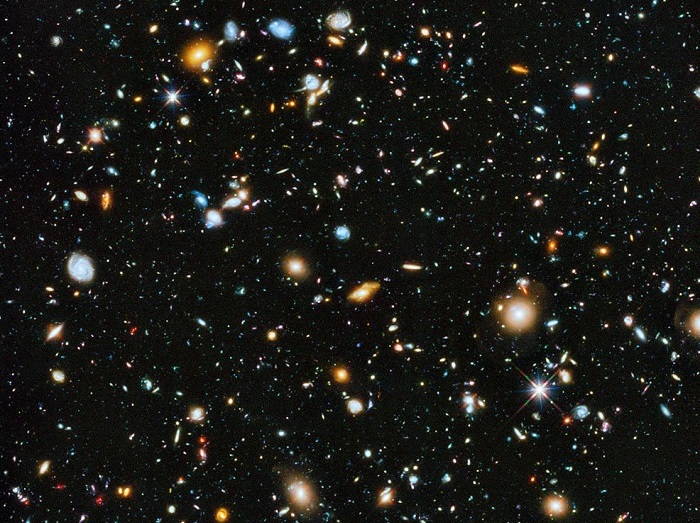 Hubble Ultra Deep Field: כל כתם בתמונה, שמהווה פרומיל מהשמיים, הוא גלקסיה עם עשרות ומאות מיליארדי כוכבים | NASA/STScI/ESA