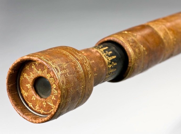 אילוסטרציה של הטלסקופ של גלילאו גליליי. קרדיט: Science Museum, London/Mark Cartwright,