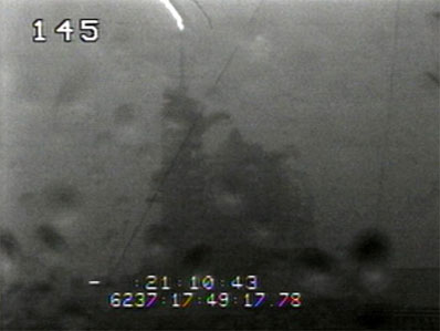 ברק פוגע במעבורת החלל אטלנטיס ב-2006. קרדיט: נאס"א