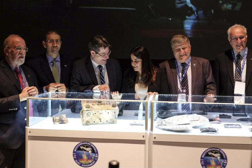 שרידי המיידקס, מוצגים בכינוס החלל הבינלאומי ע"ש אילן רמון 