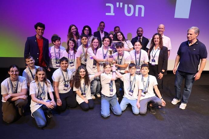 במקום הראשון בקטגוריית חטיבות הביניים: חטיבה א דה שליט רחובות. קרדיט צילום: מירי שמעונוביץ'