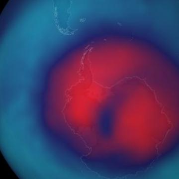 ויזואליזציה של החור בשכבת האוזון מעל הקוטב הדרומי. החדשות הטובות: החור הולך וקטן! קרדיט: Stuart_Rankin